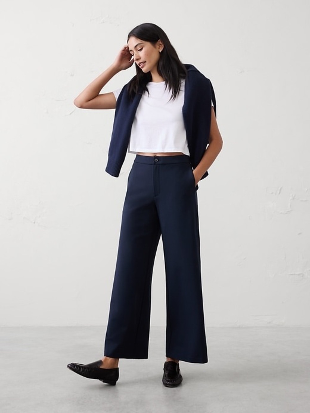 Banana Republic Navy Wide-Leg High Rise Cropped Trousers size 12L